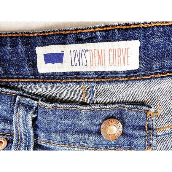 Levi's Size 9M Womens 26 Inch Inseam Demi Curve Juniors Blue Denim logo Jeans - Picture 5 of 12